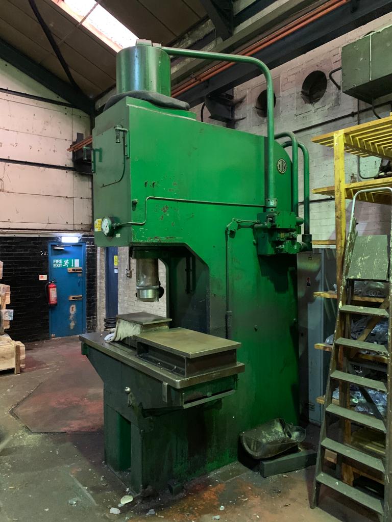 Mills 120 Ton Vertical Open Fronted Hydraulic Press GD Machinery GD